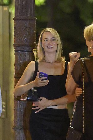 Margot Robbie leaked photo #212