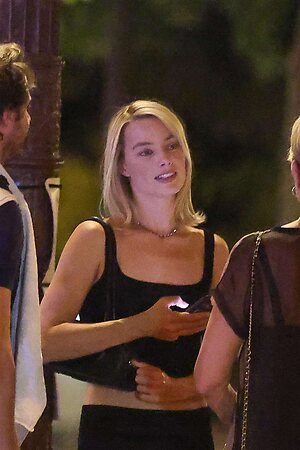 Margot Robbie leaked photo #214