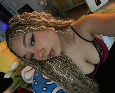MARI leaked photo #3