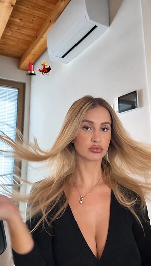 Maria Arreghini leaked photo #89
