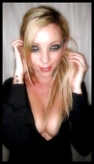 Maria Brink leaked photo #2