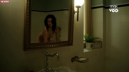 Maria Debska leaked photo #9