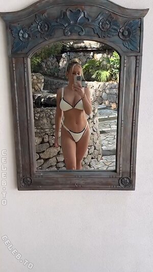 Maria Maksimovic Nude Leaked Photo #58