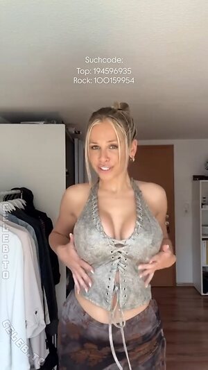 Maria Maksimovic Nude Leaked Photo #78