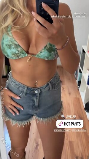 Maria Maksimovic photo
