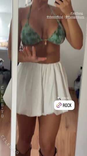 Maria Maksimovic photo