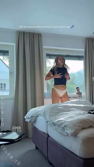 Maria Maksimovic leaked photo #245