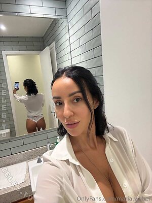 Maria photo