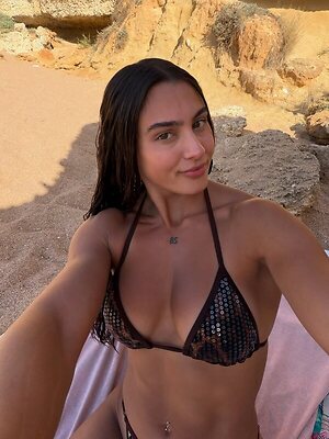 Mariagutx leaked photo #6