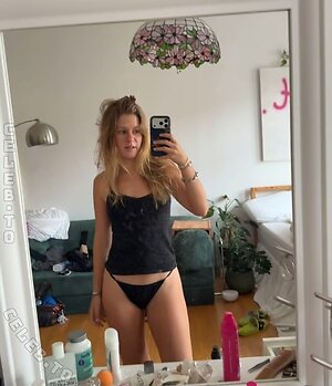 Maria.Ludovicaa Nude Leaked Photo #29