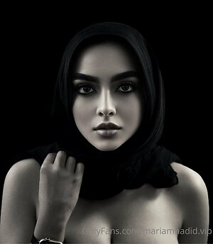 Mariam Hadid leaked photo #45