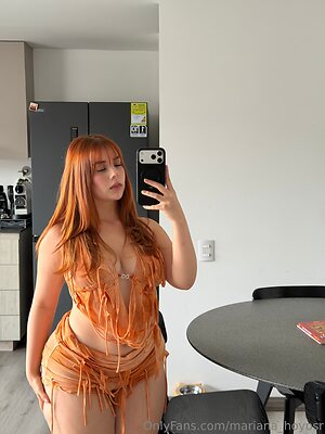 Marianahoyosr leaked photo #50