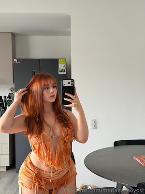 Marianahoyosr leaked photo #53