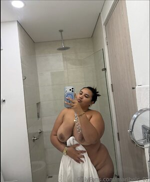 maribelc_02 leaked photo #5