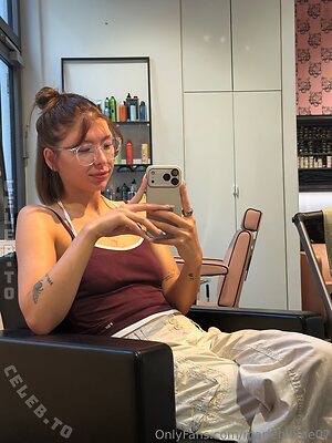 Marie Blume leaked photo #8