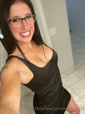 Marie Fox leaked photo #11
