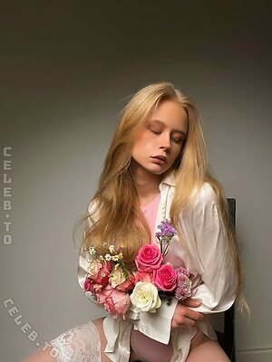 Marieejoan Nude Leaked Photo #9