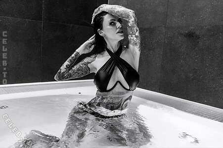 Mariella Garonnes Nude Leaked Photo #92