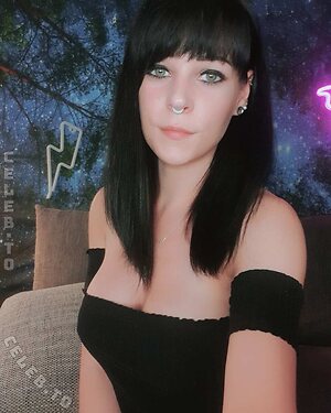 MarieSaint Nude Leaked Photo #2