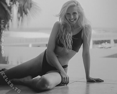 Marijke Smittenaar Nude Leaked Photo #17