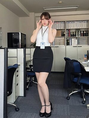 Marina Amatsu leaked photo #3