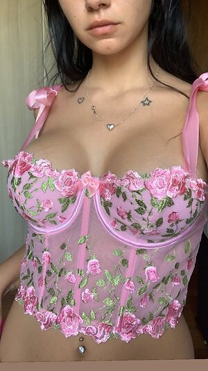Marina Moraes leaked photo #4