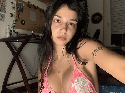 Marina Moraes leaked photo #7