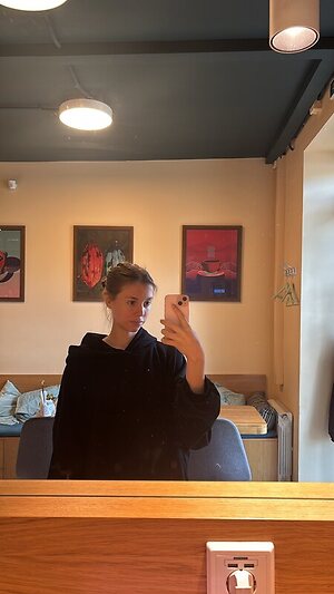 Marinovik leaked photo #5