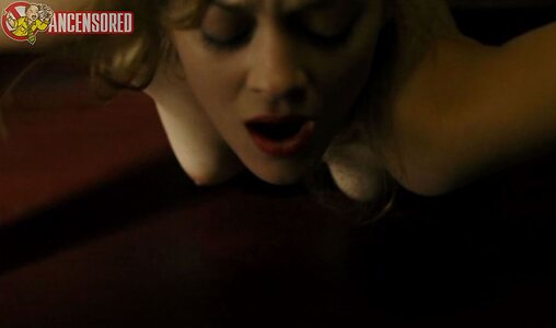 Marion Cotillard leaked photo #52