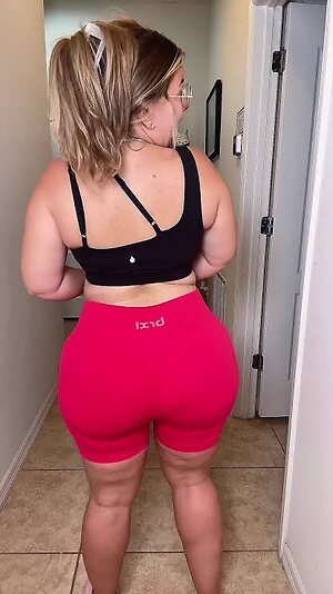 maritza_curvymama leaked photo #2