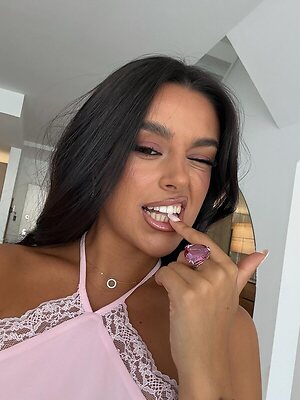 Marta Diaz leaked photo #77