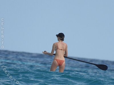 Martha Hunt Nude Leaked Photo #79