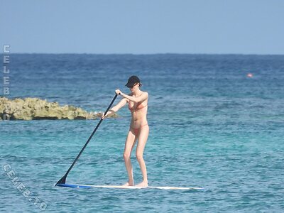 Martha Hunt Nude Leaked Photo #87