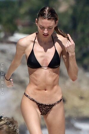 Martha Hunt Nude Leaked Photo #195
