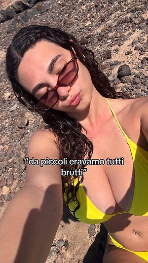 Martina C leaked photo #2