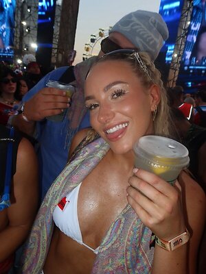Mary Canterbury leaked photo #14