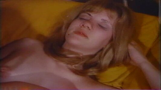 Mary Collinson leaked photo #5