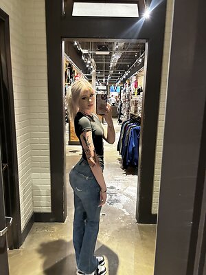 mary konczal leaked photo #8