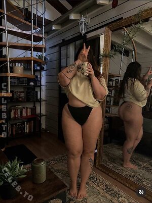 Maryismyra leaked photo #16