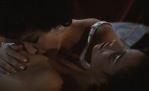 Mathilda May leaked photo #15