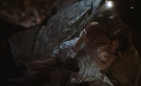 Mathilda May leaked photo #16