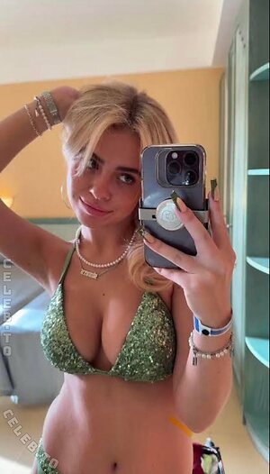 Mathilda Mkh Nude Leaked Photo #17