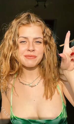 Mathilda Mkh Nude Leaked Photo #22