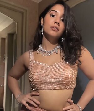 Maulika Sharma leaked photo #28