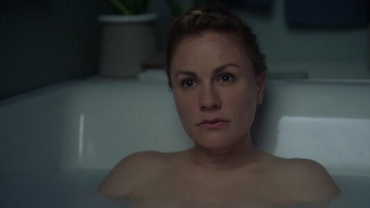 Maura Tierney leaked photo #5