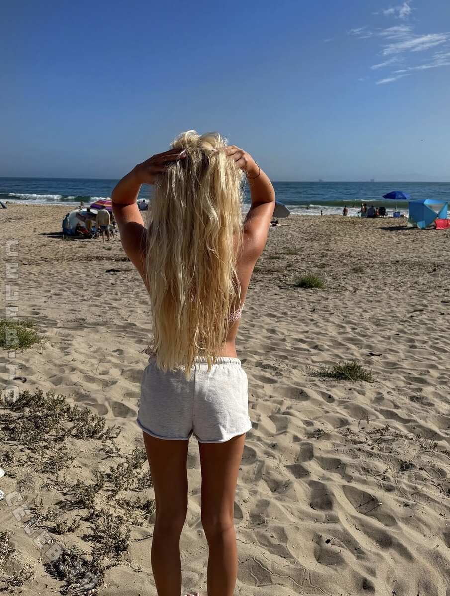 Mavie Noelle photo