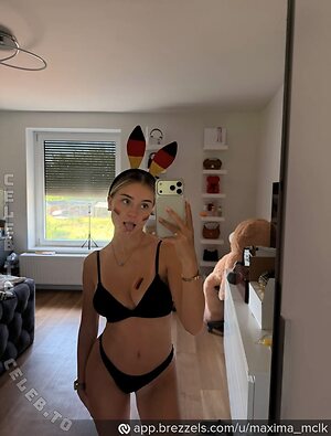 maxima_mclk Nude Leaked Photo #1164