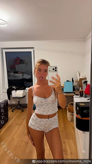 maxima_mclk leaked photo #12757