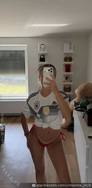 maxima_mclk Nude Leaked Photo #1929