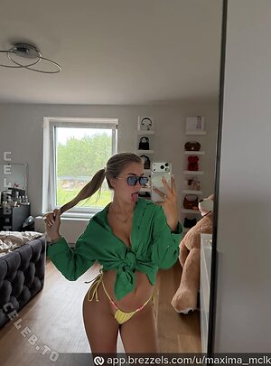 maxima_mclk Nude Leaked Photo #1983
